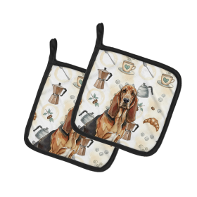 Liver and Tan Bloodhound Coffee Bar Pair of Pot Holders