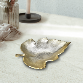 Handmade Decorative Gold Color Coated Aluminium Tray (Color: Gold, size: 6.69 x 5.11 x 0.9cm)