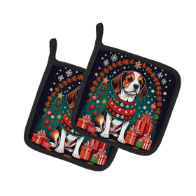 Enchanted Christmas Pair of Pot Holders (Design: Beagle, size: 7.5HX7.5W)