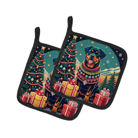 Enchanted Christmas Pair of Pot Holders (Design: Rottweiler, size: 7.5HX7.5W)