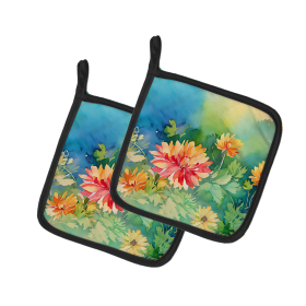 Flowers in Watercolor Pair of Pot Holders (Design: Chrysanthemums 1552, size: 7.5HX7.5W)