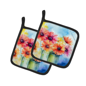 Flowers in Watercolor Pair of Pot Holders (Design: Gerbera Daisies 1571, size: 7.5HX7.5W)