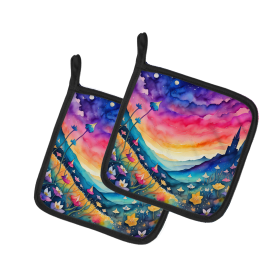 Colorful Flowers Pair of Pot Holders (Design: Campanula 1938, size: 7.5HX7.5W)