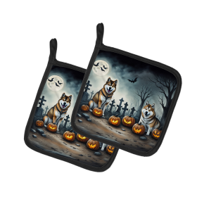 Spooky Halloween Pair of Pot Holders (Design: Akita 2005, size: 7.5HX7.5W)