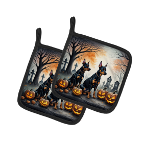 Spooky Halloween Pair of Pot Holders (Design: Doberman Pinscher  2038, size: 7.5HX7.5W)