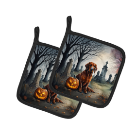 Spooky Halloween Pair of Pot Holders (Design: Irish Setter  2044, size: 7.5HX7.5W)