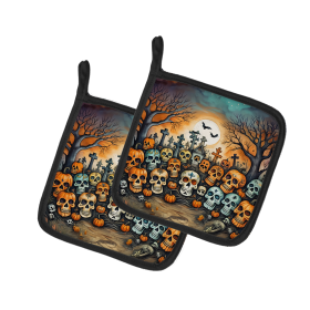 More Spooky Halloween Pair of Pot Holders (Design: Calaveras Sugar Skulls 2231, size: 7.5HX7.5W)