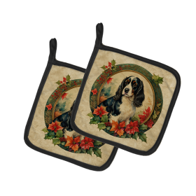 Christmas Flowers Frame Pair of Pot Holders (Design: English Springer Spaniel 2359, size: 7.5HX7.5W)