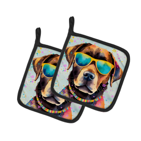 Hippie Dawg Pair of Pot Holders (Design: Labrador Chocolate 2523, size: 7.5HX7.5W)