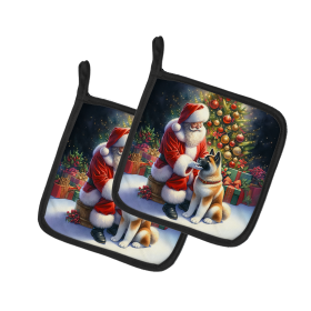 Moments with Santa Pair of Pot Holders (Dog Breed: Akita 4056, size: 7.5HX7.5W)