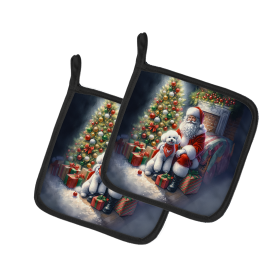 Moments with Santa Pair of Pot Holders (Dog Breed: Bichon Frise 4072, size: 7.5HX7.5W)