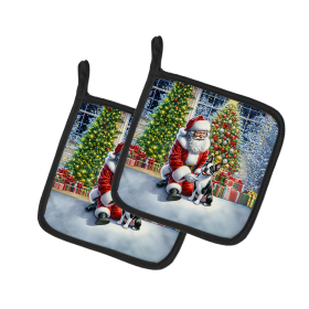 Moments with Santa Pair of Pot Holders (Dog Breed: Boston Terrier 4079, size: 7.5HX7.5W)