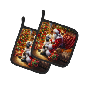 Moments with Santa Pair of Pot Holders (Dog Breed: Havanese 4124, size: 7.5HX7.5W)