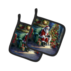 Moments with Santa Pair of Pot Holders (Dog Breed: Keeshond 4130, size: 7.5HX7.5W)