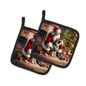 Moments with Santa Pair of Pot Holders (Dog Breed: Norwegian Elkhound 4145, size: 7.5HX7.5W)