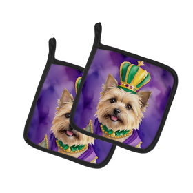 King of Mardi Gras Pair of Pot Holders (Dog Breed: Cairn Terrier 4761, size: 7.5HX7.5W)