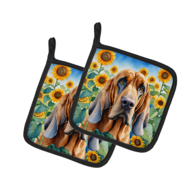 In Sunflowers Pair of Pot Holders (Design: Bloodhound 6029, size: 7.5HX7.5W)