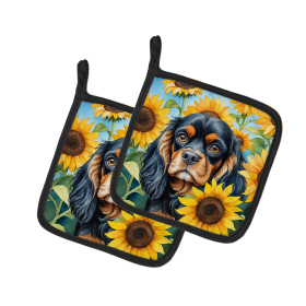 In Sunflowers Pair of Pot Holders (Design: Cavalier Spaniel 6048, size: 7.5HX7.5W)