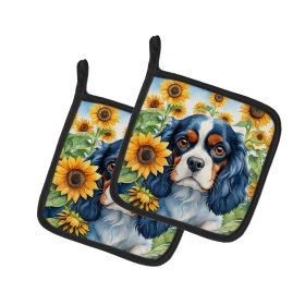 In Sunflowers Pair of Pot Holders (Design: Cavalier Spaniel 6049, size: 7.5HX7.5W)