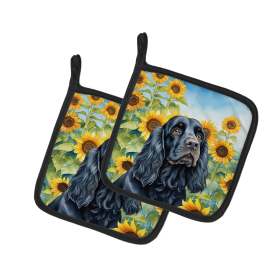In Sunflowers Pair of Pot Holders (Design: Cocker Spaniel 6060, size: 7.5HX7.5W)