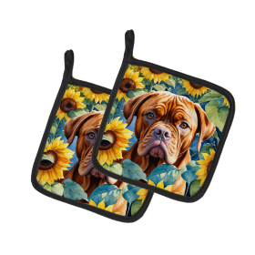 In Sunflowers Pair of Pot Holders (Design: Dogue de Bordeaux 6069, size: 7.5HX7.5W)
