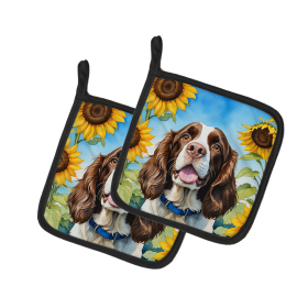 In Sunflowers Pair of Pot Holders (Design: English Springer Spaniel 6076, size: 7.5HX7.5W)
