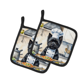 The Dog Chef Pair of Pot Holders (Design: Cairn Terrier 6225, size: 7.5HX7.5W)