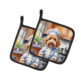 The Dog Chef Pair of Pot Holders (Design: Goldendoodle 6258, size: 7.5HX7.5W)