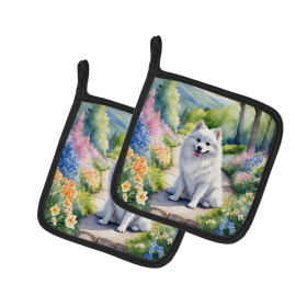 Spring Path Pair of Pot Holders (Design: American Eskimo 6550, size: 7.5HX7.5W)