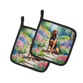 Spring Path Pair of Pot Holders (Design: Bloodhound 6571, size: 7.5HX7.5W)