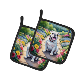 Spring Path Pair of Pot Holders (Design: English Bulldog 6621, size: 7.5HX7.5W)