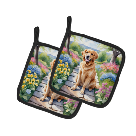 Spring Path Pair of Pot Holders (Design: Golden Retriever 6636, size: 7.5HX7.5W)