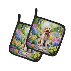 Spring Path Pair of Pot Holders (Design: Goldendoodle 6638, size: 7.5HX7.5W)