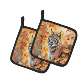Cats in Fall Leaves Pair of Pot Holders (Dog Breed: Highlander Lynx Cat, size: 7.5HX7.5W)