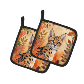 Cats in Fall Leaves Pair of Pot Holders (Dog Breed: Serengeti Cat, size: 7.5HX7.5W)